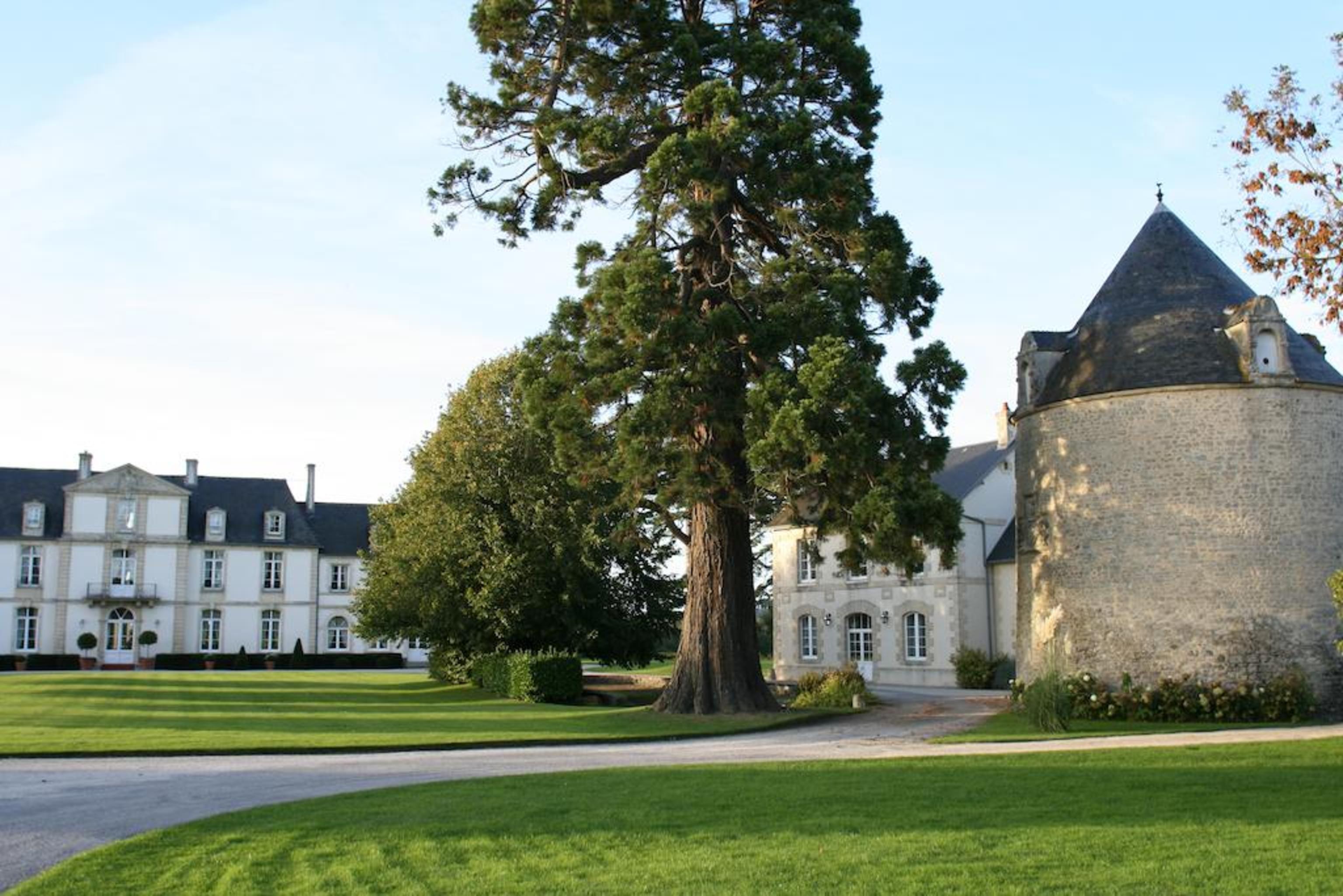 Grand Hotel "Chateau De Sully" - Piscine & Spa -Teritoria Sully  Eksteriør bilde