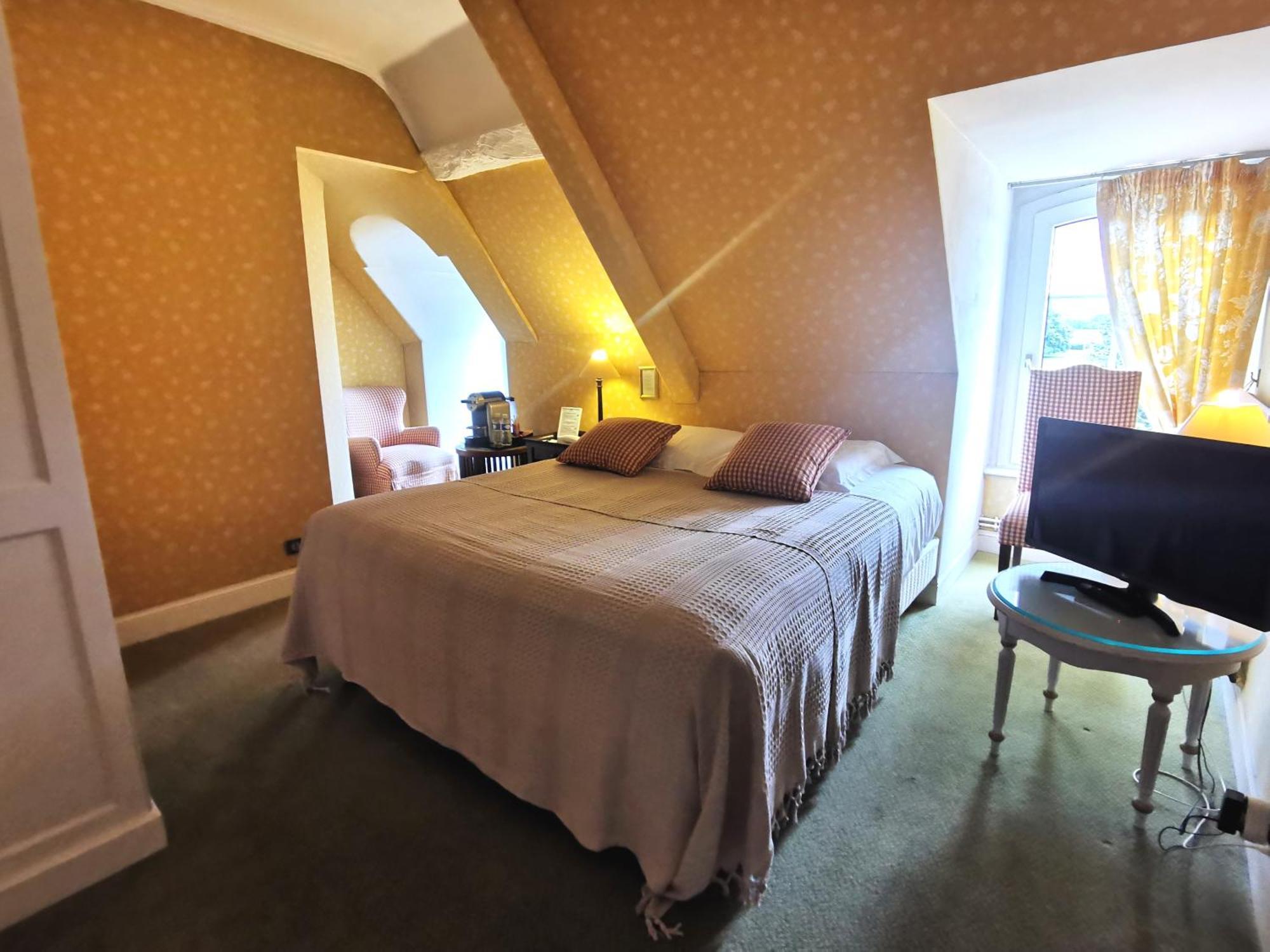 Grand Hotel "Chateau De Sully" - Piscine & Spa -Teritoria Sully  Eksteriør bilde