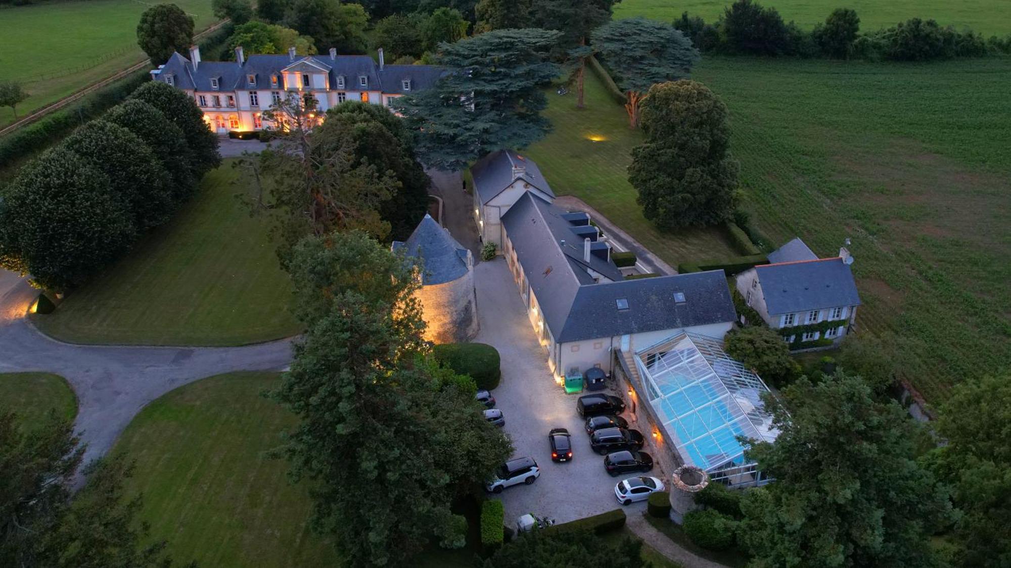 Grand Hotel "Chateau De Sully" - Piscine & Spa -Teritoria Sully  Eksteriør bilde